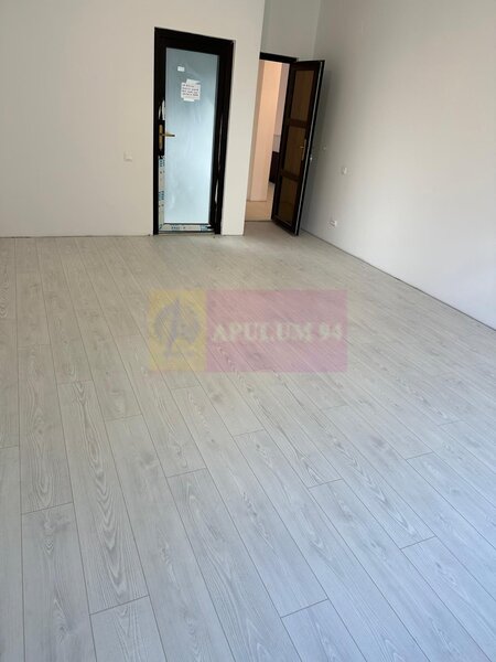Vanzare ap 5 cam in bloc 5 et - Metrou Crangasi, parcare
